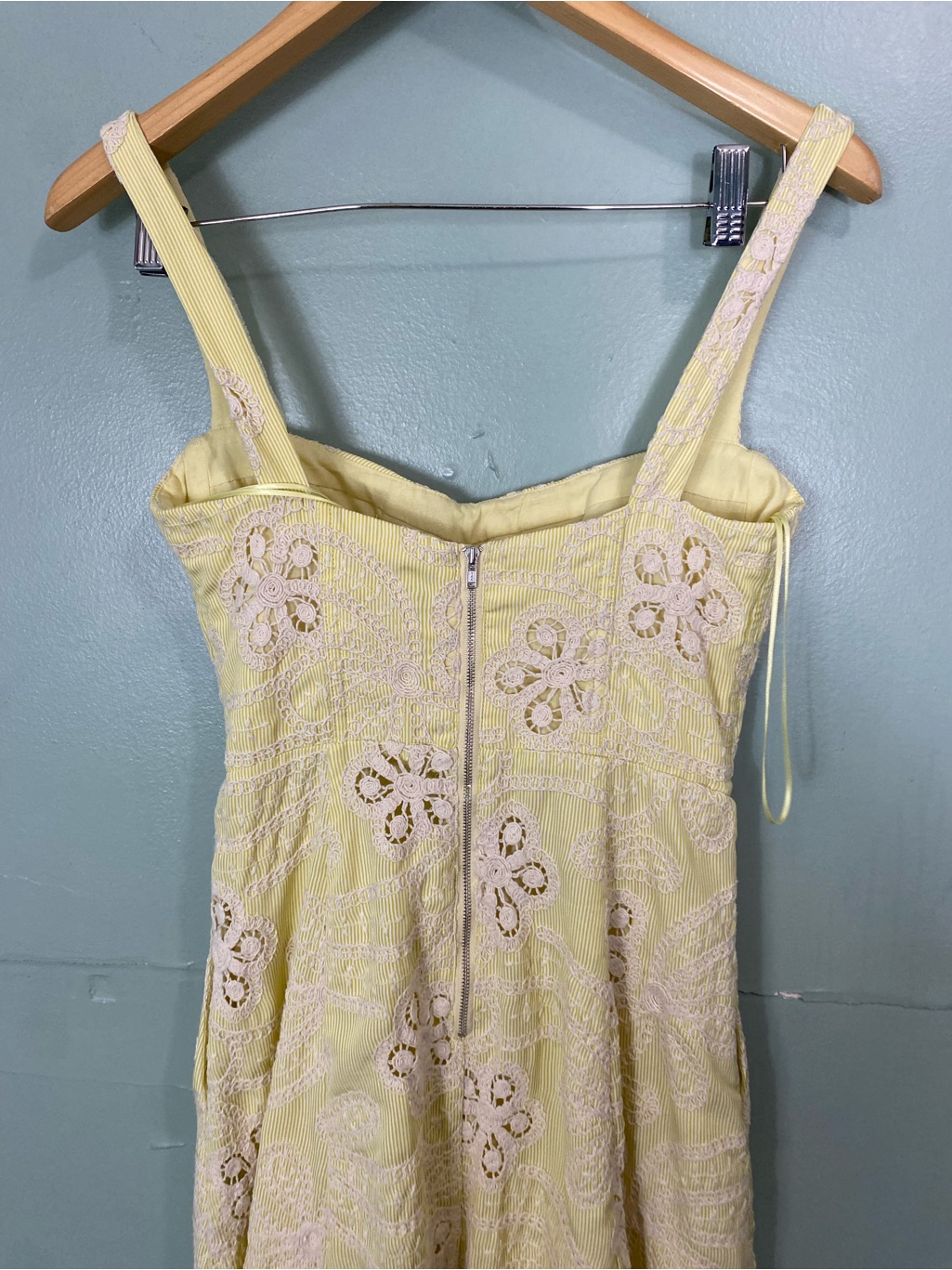 Bardot Lilah Corset Midi Dress Yellow Daisy Floral Embroidered Size 4 — image 7 of 8